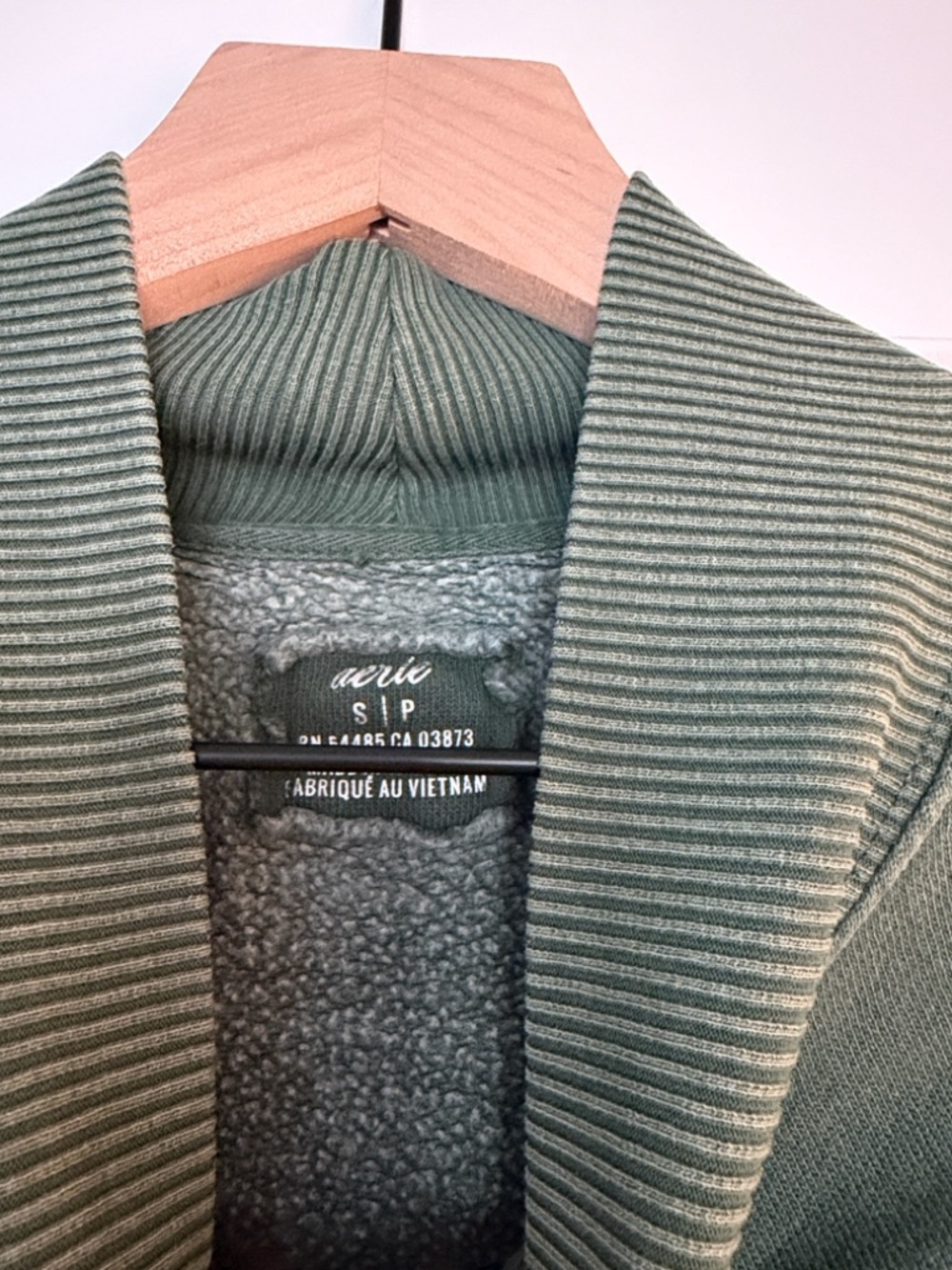 Aerie Oversized Mockneck Sweatshirt with Pockets Size Small *read description - Picture 6 of 9